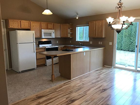 4th image of 3068 Stratford Ln
