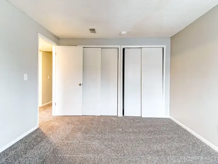 Williamstowne Village Senior Apartments — Photo 9