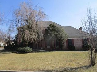 1672 Victoria Cir, Allentown, PA 18103