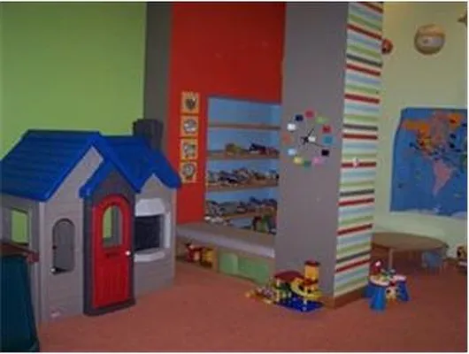 Sold by Douglas Elliman | media 19