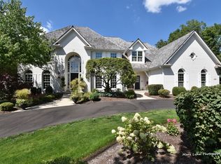 1110 Fox Glen Dr, Saint Charles, IL