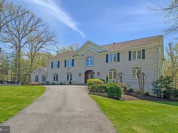 4th image of 8611 Brook Rd