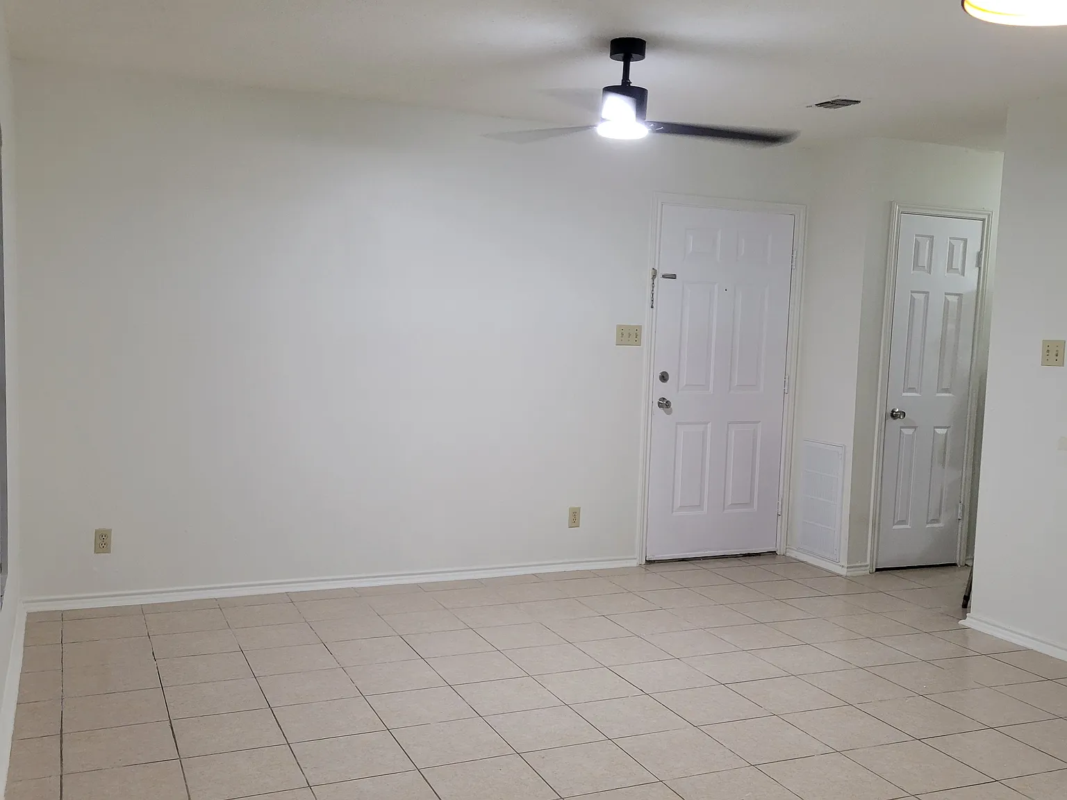 2 bed, 795 sqft, $1,250 — Photo 4
