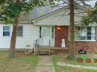 17 Hamilton Rd, Dallas, PA 18612