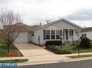 1037 Scenic View Dr, Schwenksville, PA 19473