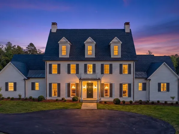 4018 Fairway Dr, Keswick, VA 22947