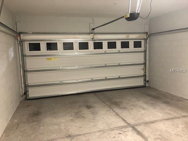 2nd image of 9423 Tawnyberry St