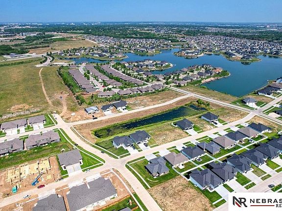 2nd image of 220 Deep Water Dr