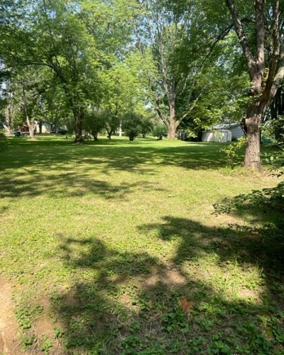 2nd image of 0 Evelyn Rd