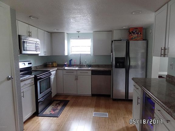 2nd image of 10428 Cedar Creek Farms Rd