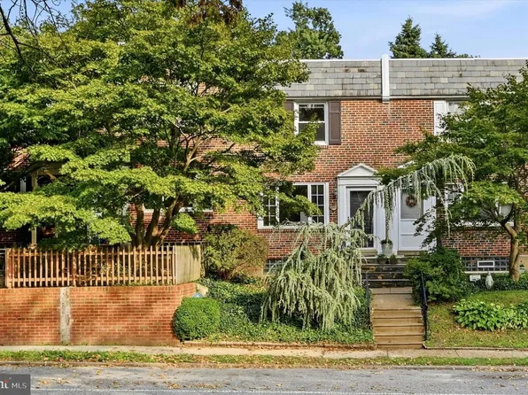 8053 Winston Rd, Philadelphia, PA 19118