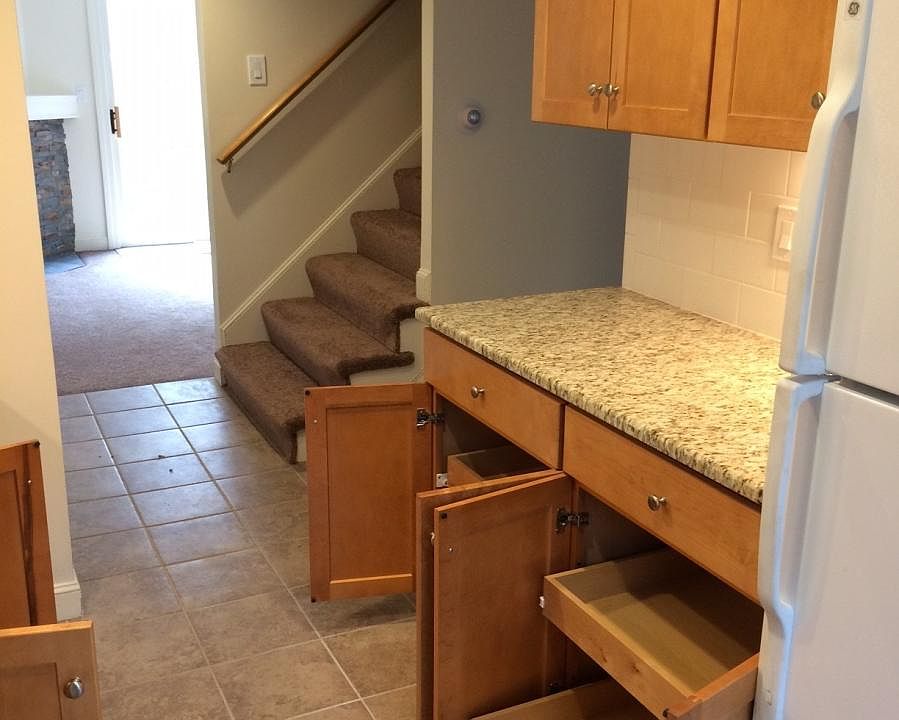 Roll out cabinet drawer, great storage
