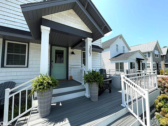 4th image of 307 N Shore Dr