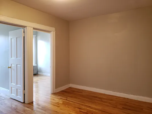 Rented by Signature Property Realty | media 28