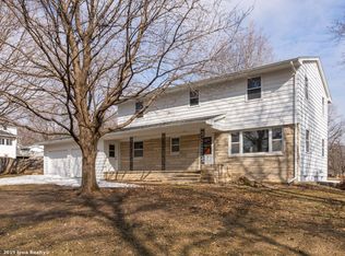 608 Rowley St, Walker, IA 52352