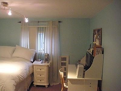 1st image of 82 Mill St