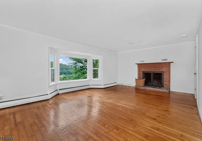 32 Hoffmans Crossing Rd — Photo 2