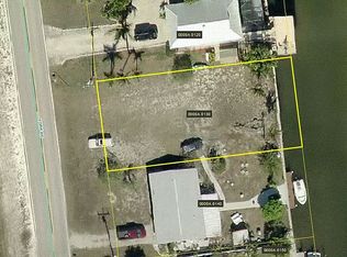 3338 York Rd, Saint James City, FL 33956