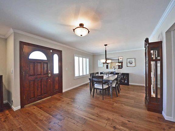 3rd image of 6155 Moss Oak Way