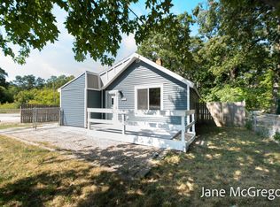 1312 E Broadway Ave, Norton Shores, MI