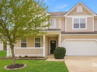 11531 Long Lake Dr, Indianapolis, IN 46235