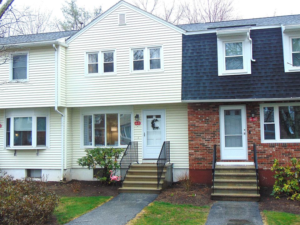 1st image of 6 Oakwood Lane #9