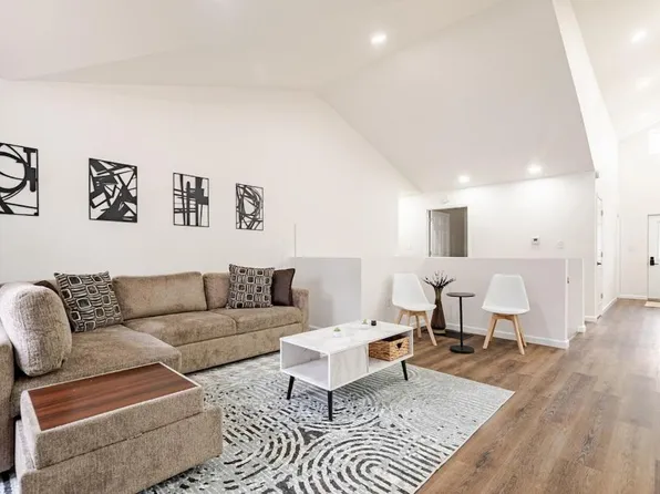 (undisclosed Address), Saint Ann, MO 63074