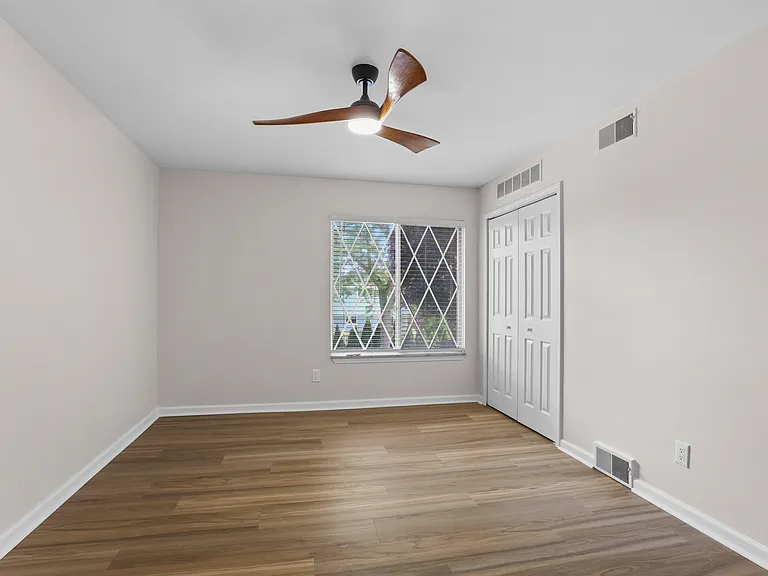 8577 Kennedy Cir #M7 — Photo 19