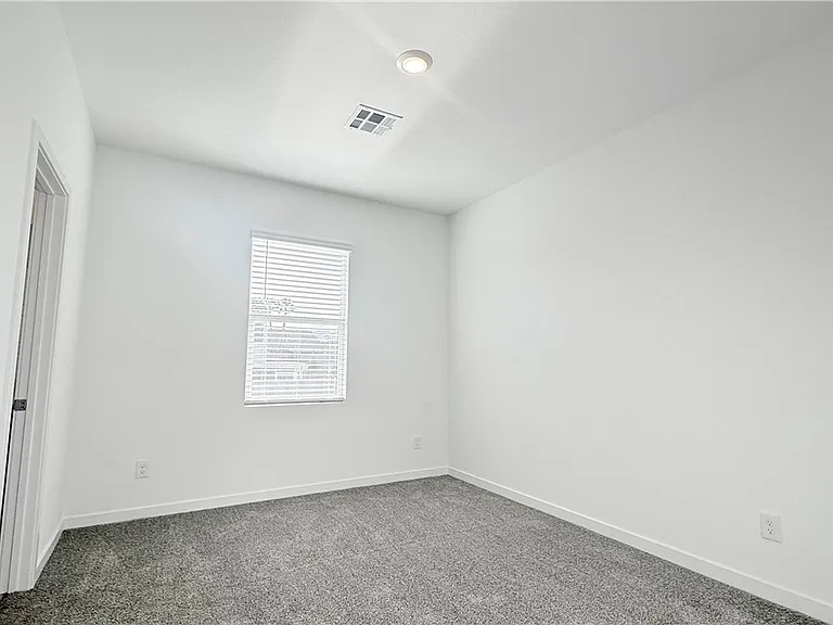 8388 Caldera Hills Ave — Photo 23