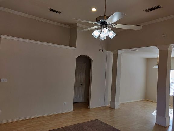 4th image of 7129 Stoneridge Dr