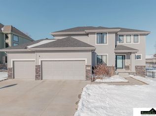 20010 Maple St, Gretna, NE 68028