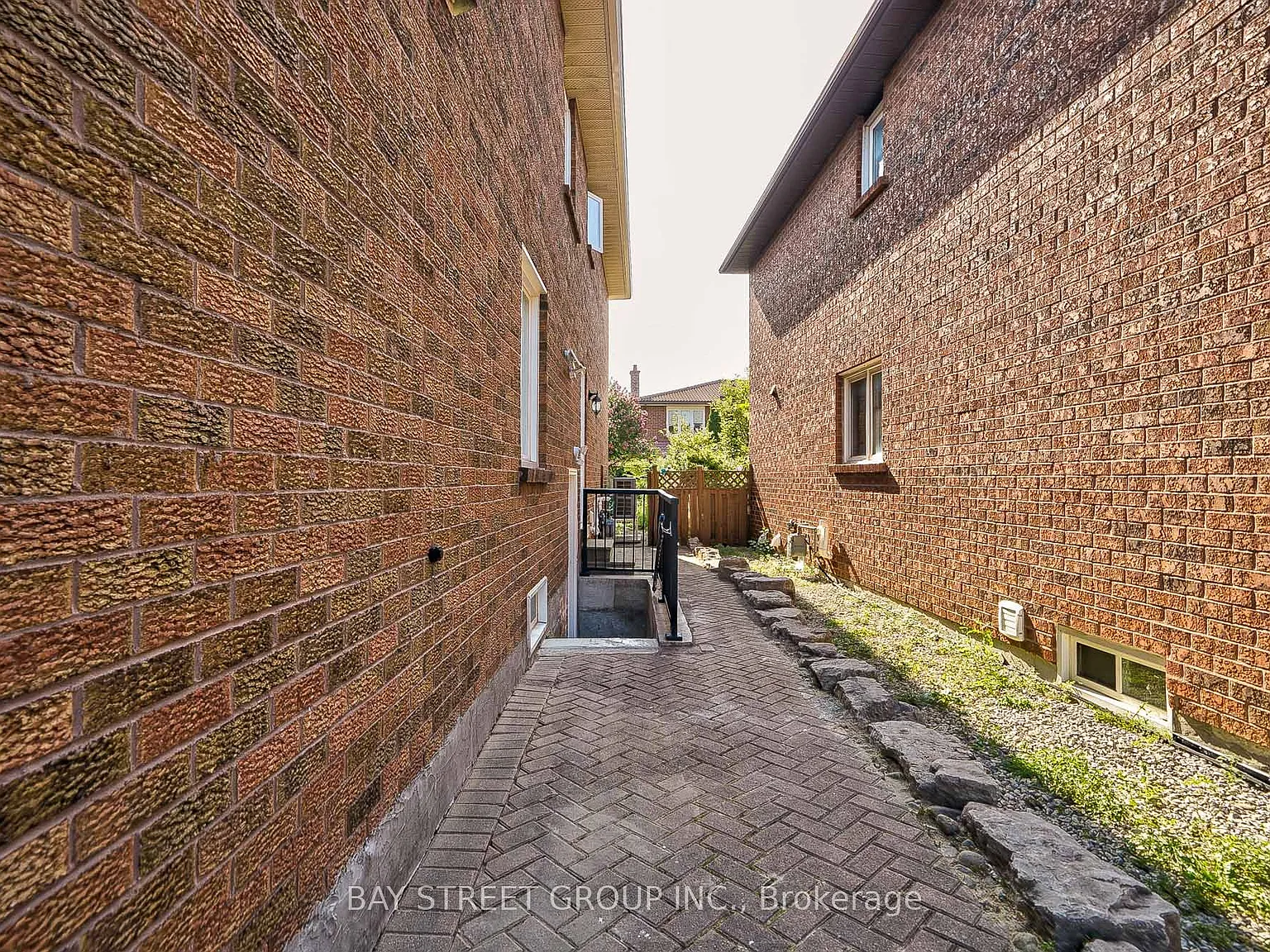 1 bed, $1,200 — Photo 3