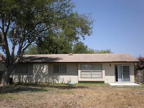 4th image of 907 Saddlebrook Dr