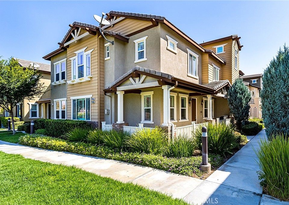 1st image of 3944 Polk St