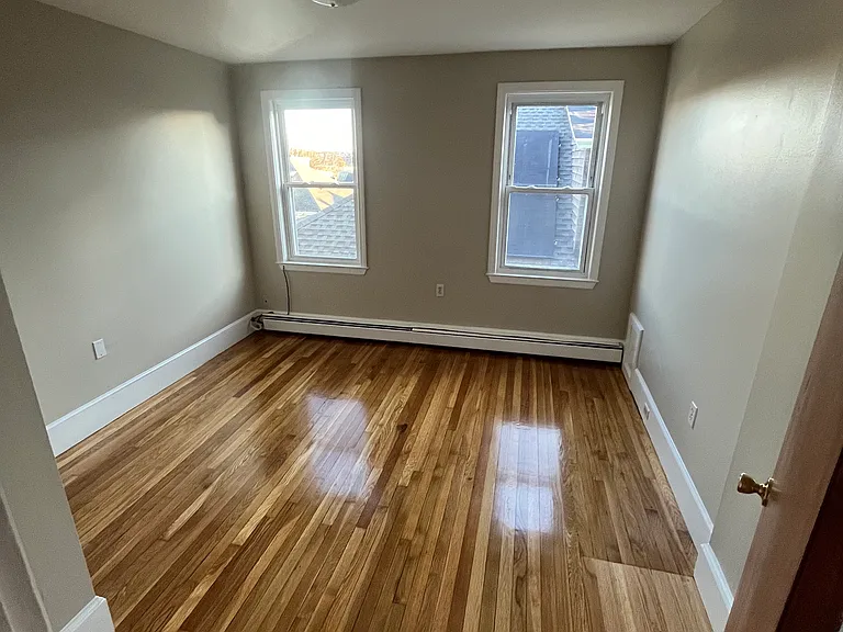 2 Park St #3 — Photo 4