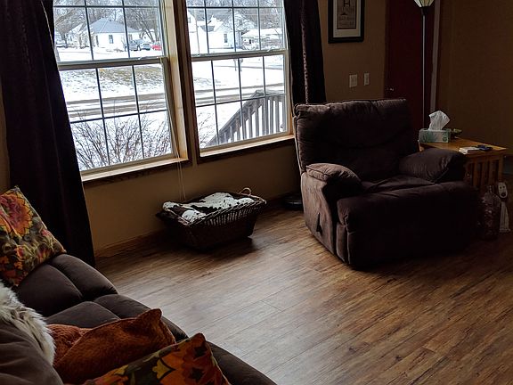 4th image of 25 Lake Road Dr