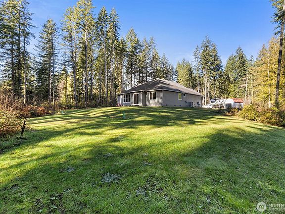 2nd image of 930 SW J H Road