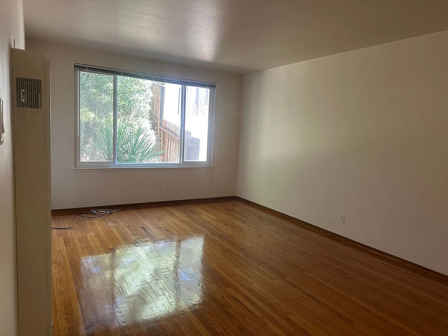 774 Monterey Blvd — Photo 2