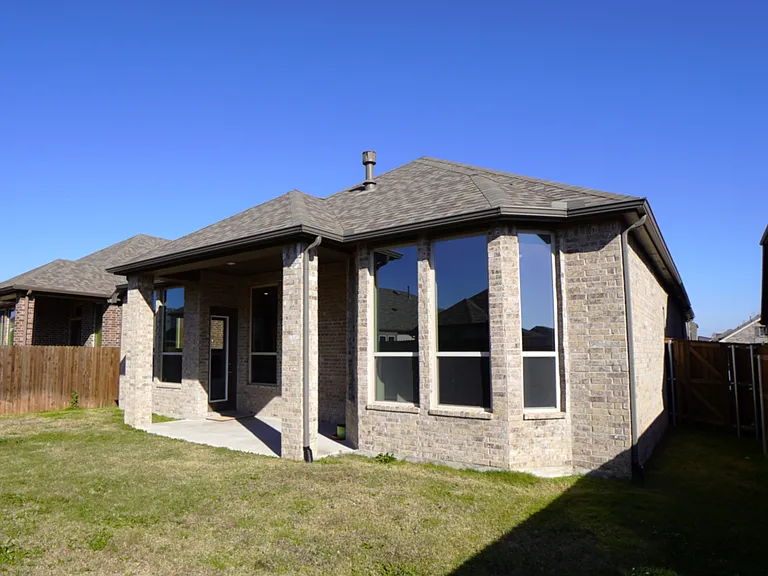 1833 Purtis Creek Dr — Photo 32