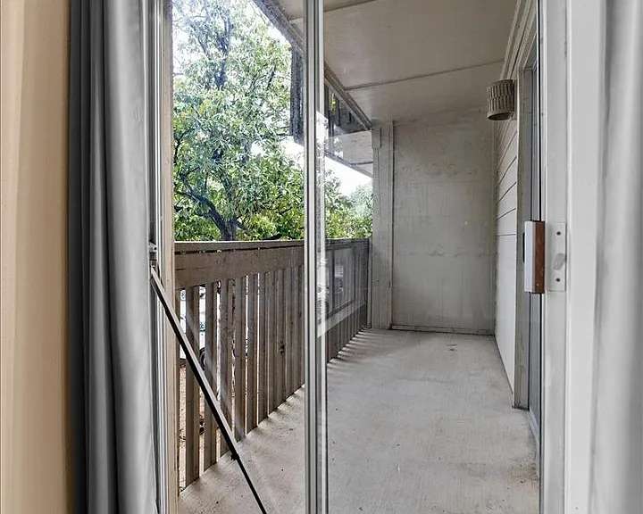 4859 Cedar Springs Rd #241 — Photo 19