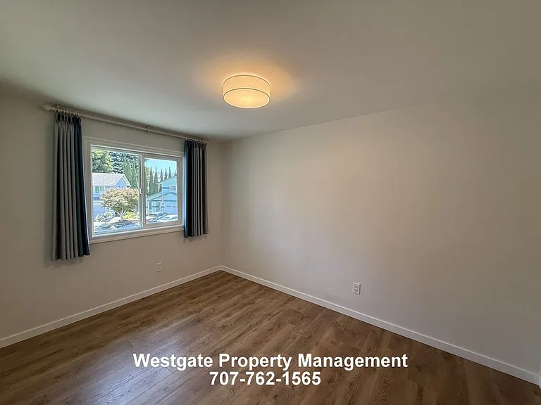 4367 Gloria Ct — Photo 12