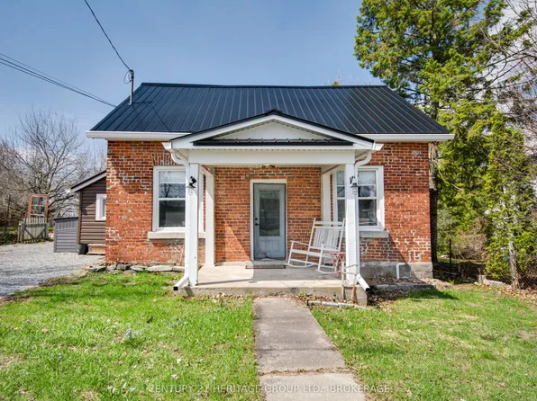 4309 Stagecoach Rd, North Frontenac, ON K0H 2T0