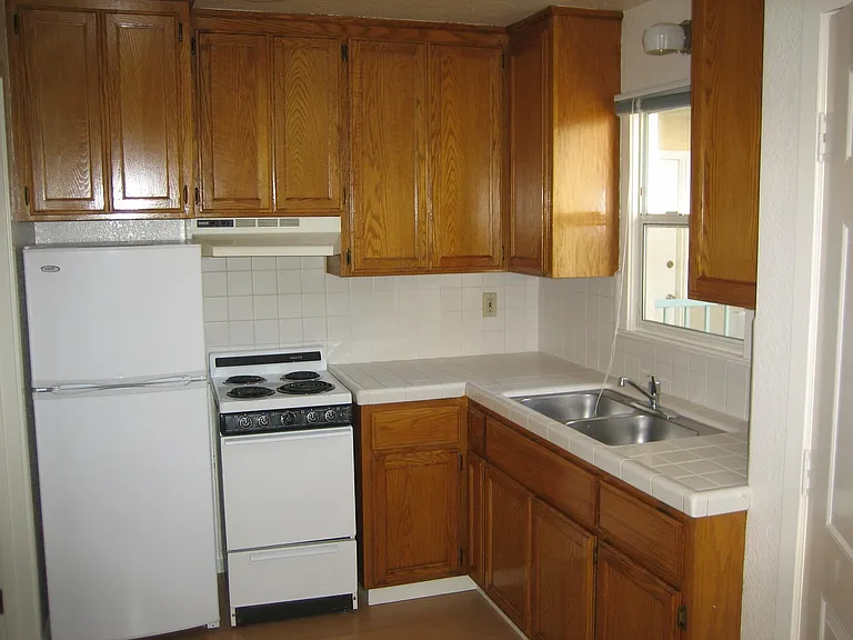 138 Leibrandt Ave — Photo 3