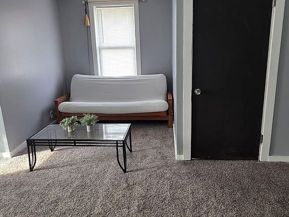 5th image of 237 N Beville Ave APT 1