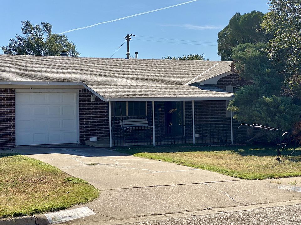 1st image of 222 Spruce Ave