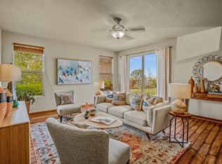 4 Placita Lucinda, Santa Fe, NM 87508