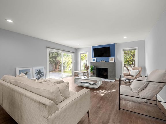 4th image of 14034 Valerio St