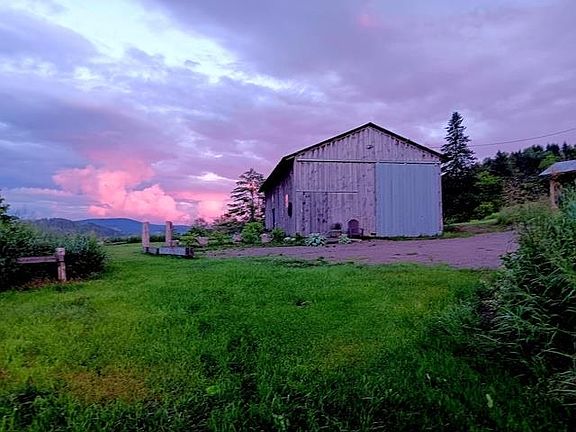 3rd image of 1362 Vail Drive