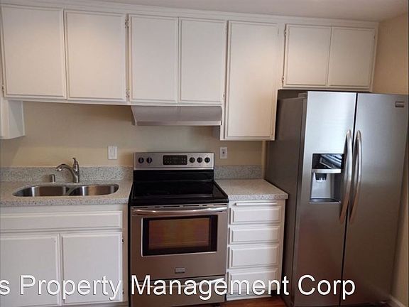 4th image of 4051 Haines St Unit 4