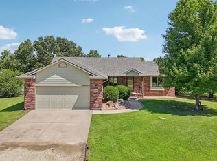 31028 W Bergkamp Dr, Garden Plain, KS 67050